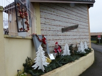 le-village-de-montcet-decore-pour-les-fetes