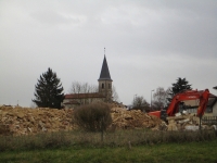 vers-la-croix-la-ferme-duclos-disparait-du-paysage