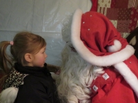 les-enfants-ont-remis-leur-lettre-au-pere-noel