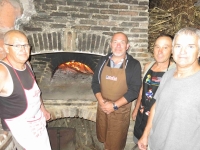 150-tartes-cuites-au-feu-de-bois